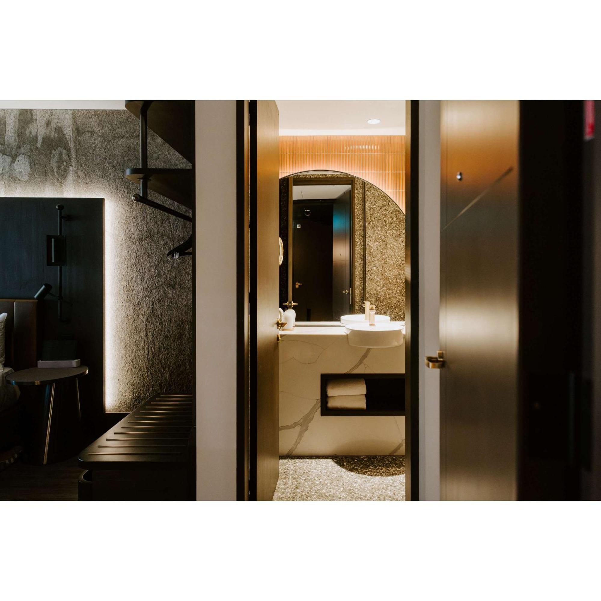 The Motley Hotel Richmond, Tapestry Collection By Hilton Melbourne Eksteriør billede